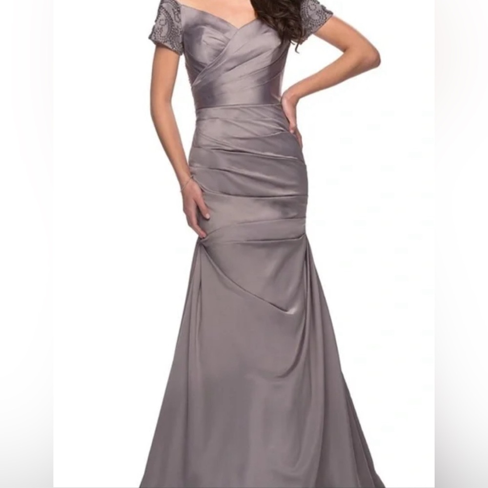 NWOT La Femme 25996 - Silver